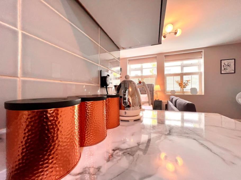 Lovely Studio Close To Brighton Station מראה חיצוני תמונה